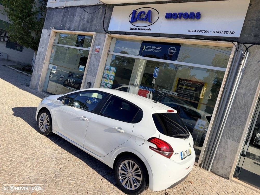 Peugeot 208 1.2 PureTech Style - 3