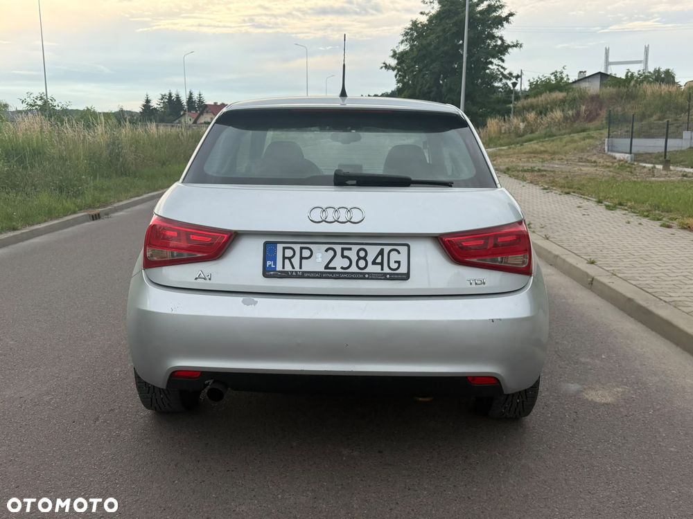 Audi A1 3-drzwiowe 1.6 TDI S line edition - 6