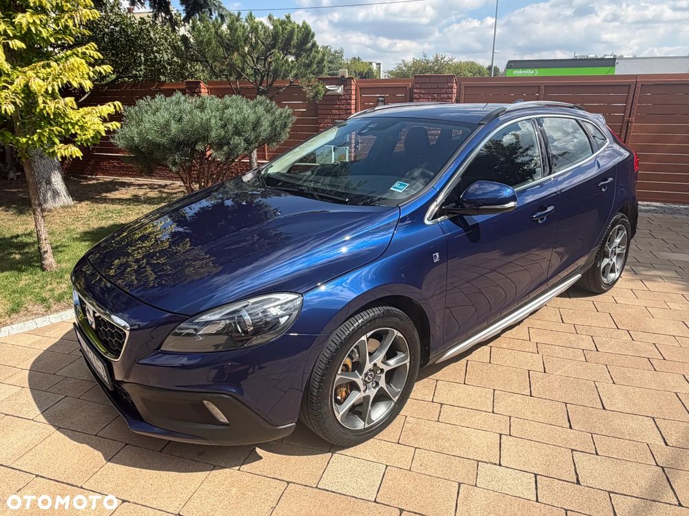 Volvo V40 T3 Drive-E Ocean Race - 1