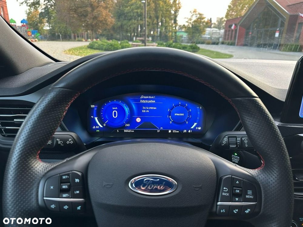 Ford Kuga - 16