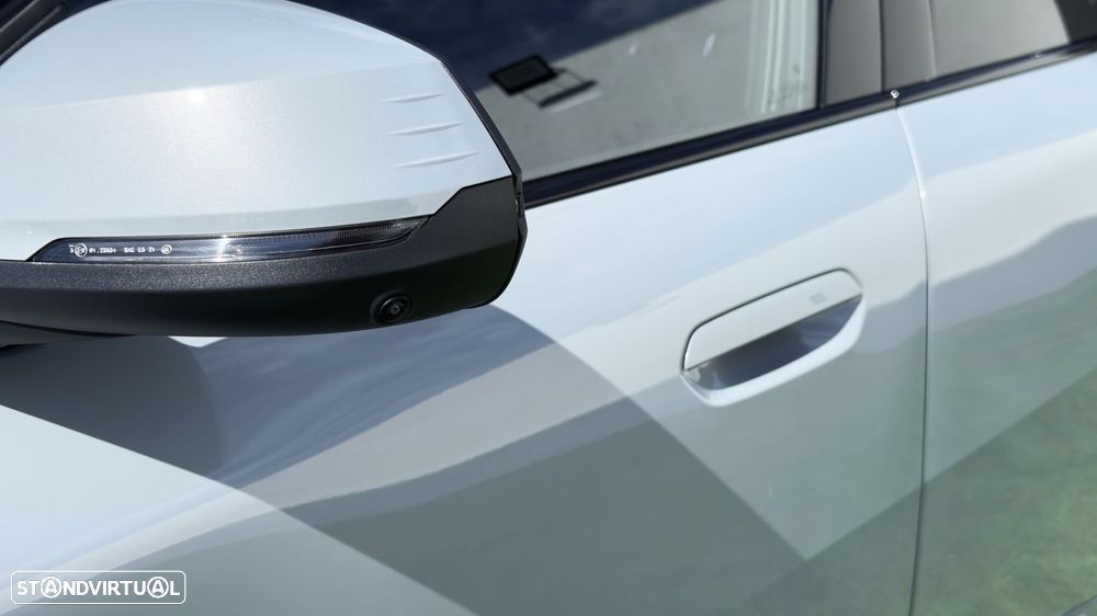 BMW iX2 eDrive20 Pack Desportivo M Pro - 4