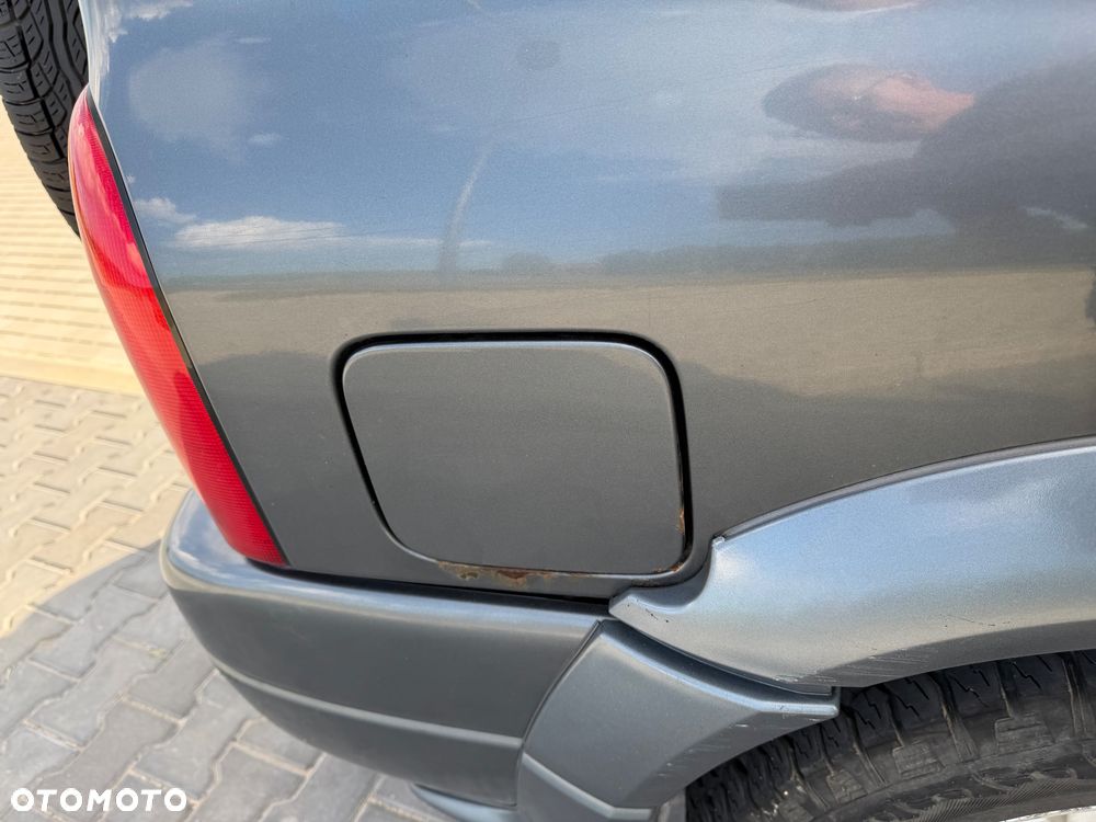 Suzuki Grand Vitara 2.0 Special Edition - 9