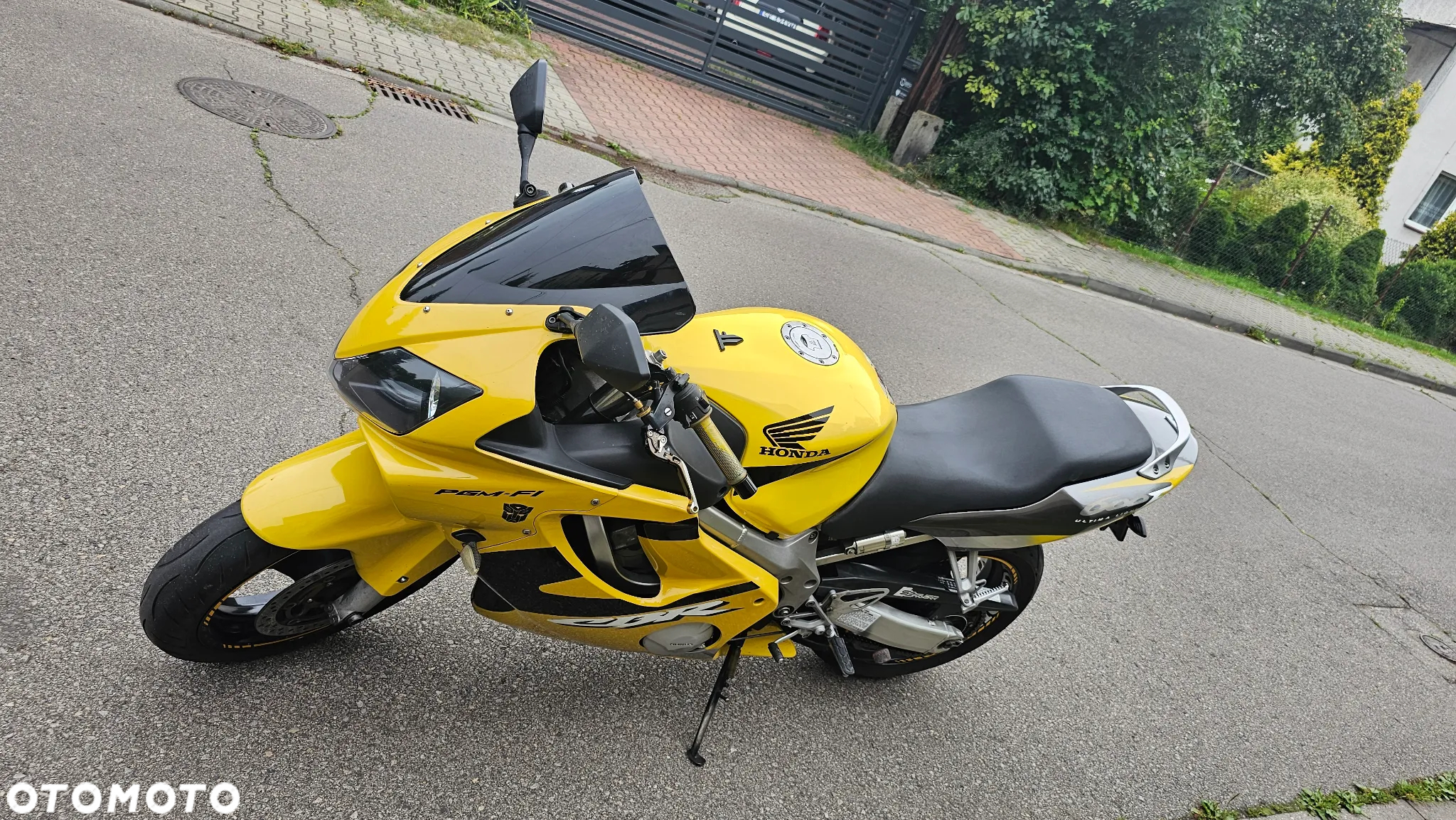 Honda CBR - 2