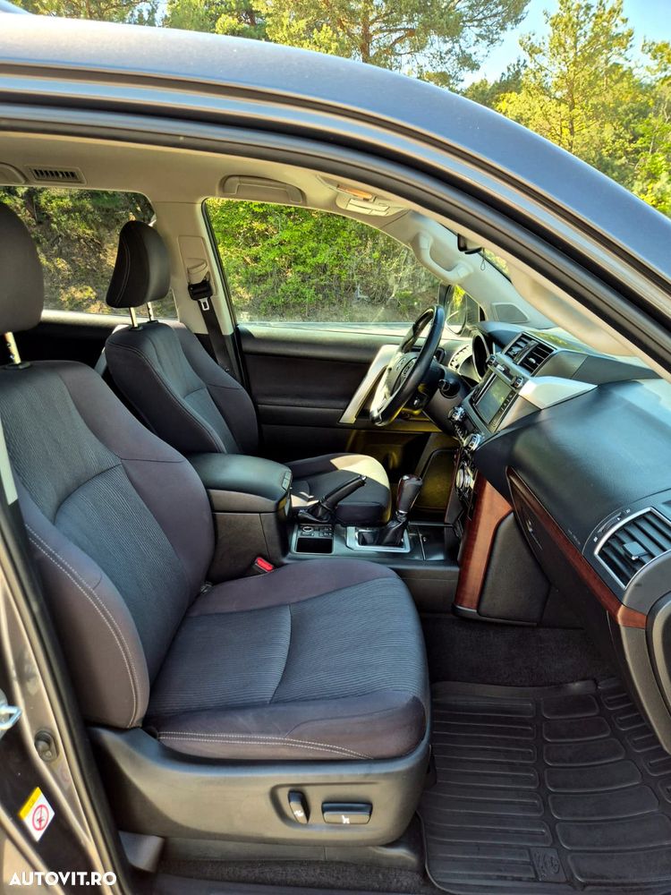 Toyota Land Cruiser 2.8l Turbo D-4D A/T AVS Luxury - 21