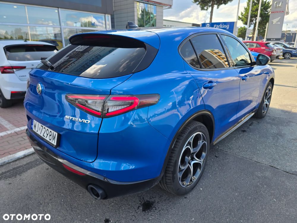 Alfa Romeo Stelvio 2.0 Turbo Veloce Q4 - 9