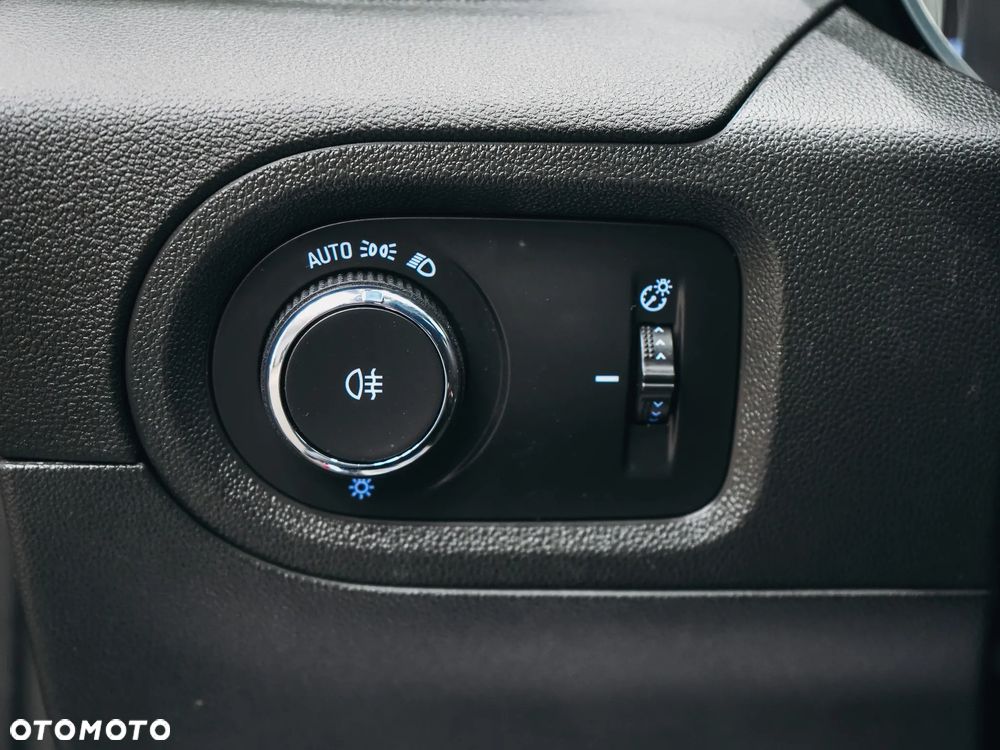 Opel Grandland X 1.6 DI Start/Stop INNOVATION - 17