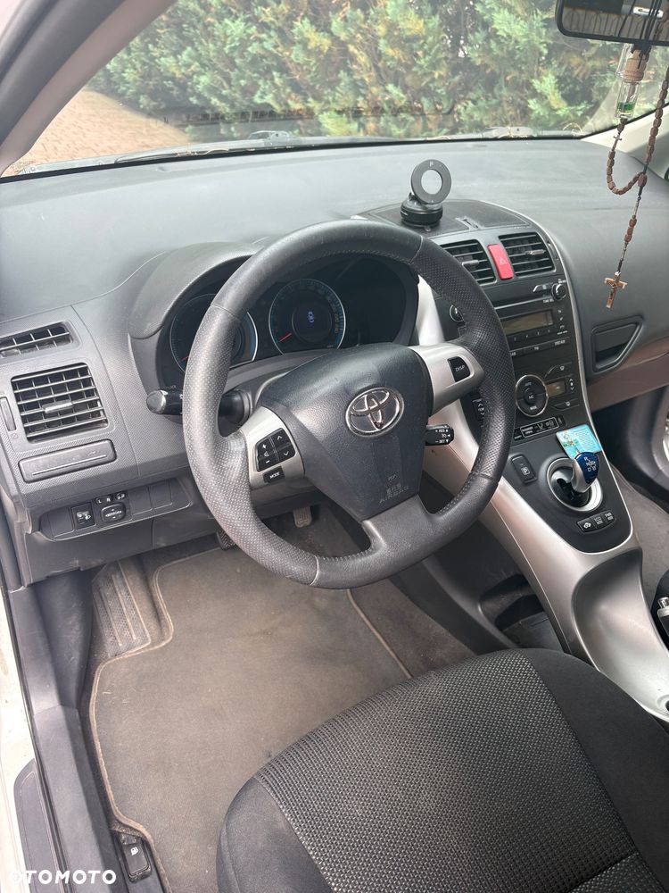 Toyota Auris - 28