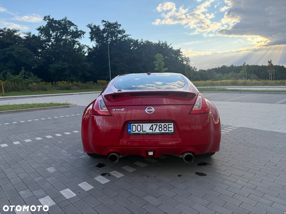 Nissan 370 Z - 5