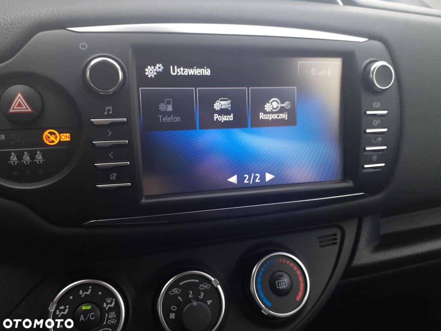 Toyota Yaris 1.5 Premium CVT - 23