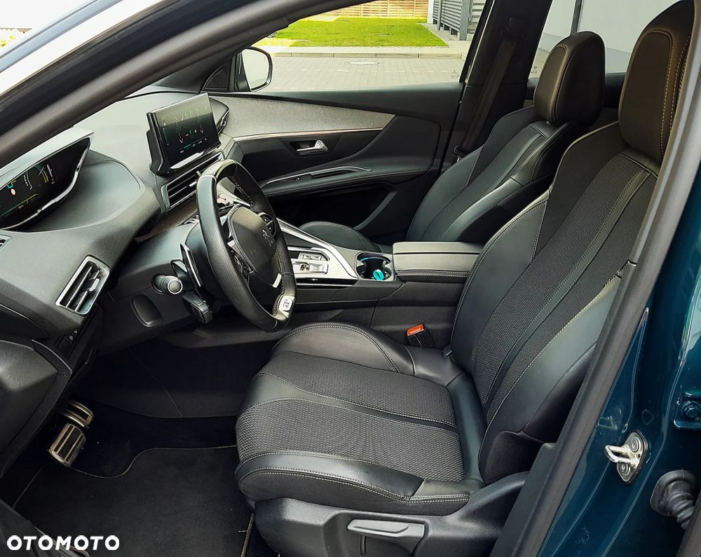 Peugeot 3008 1.6 PureTech Hybrid4 PHEV GT Pack S&S EAT8 - 10