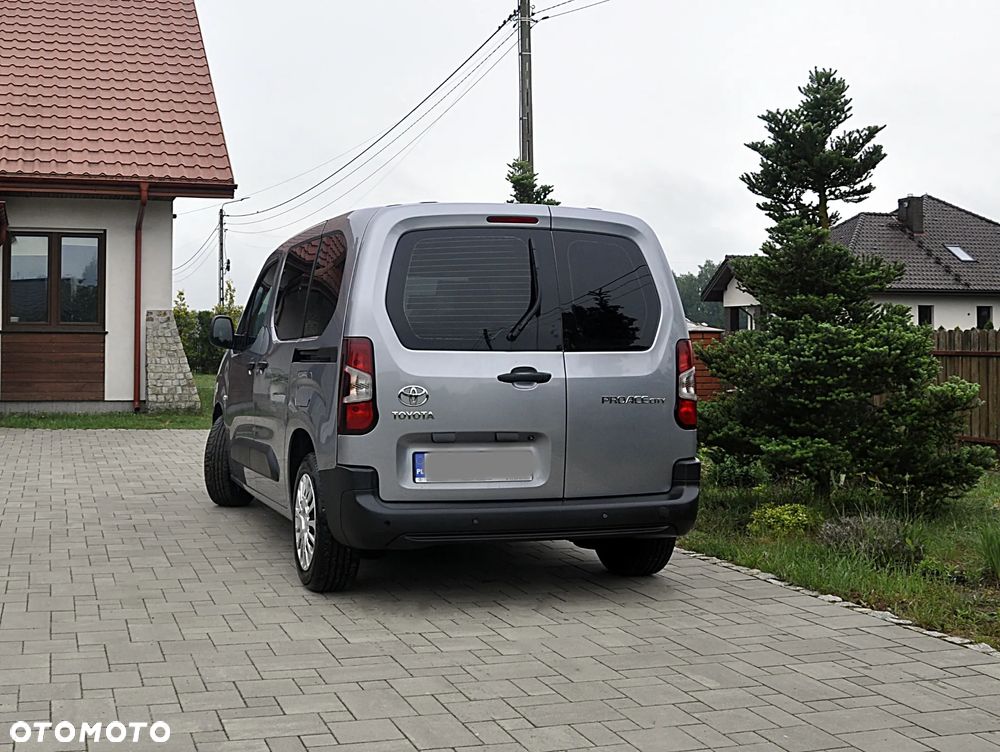 Toyota Proace City Verso 1.5 D-4D Family - 4