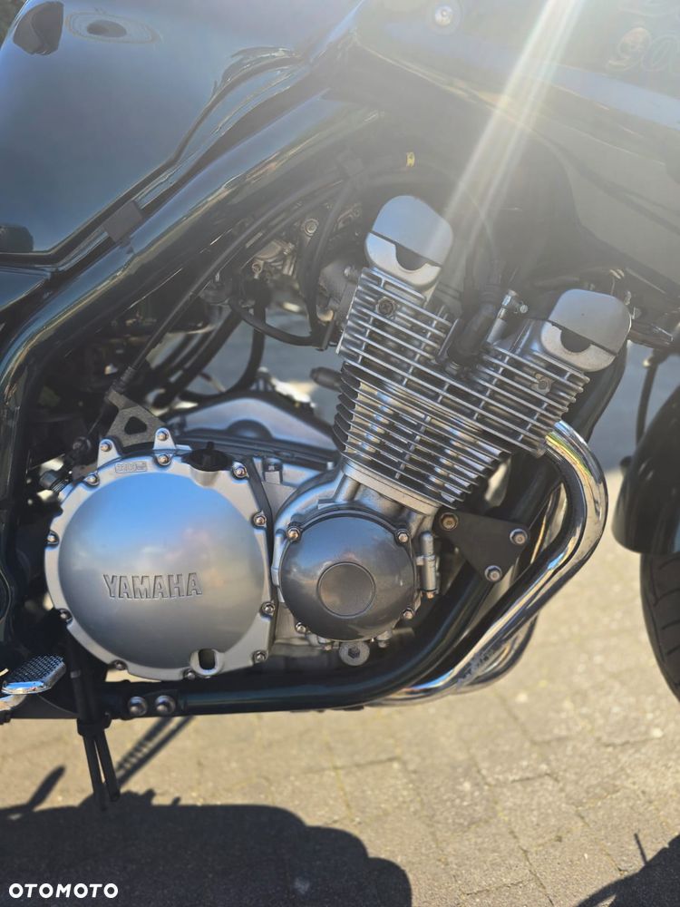 Yamaha XJ - 2