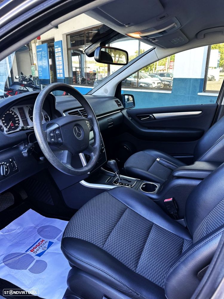 Mercedes-Benz B 180 CDI Autotronic - 9
