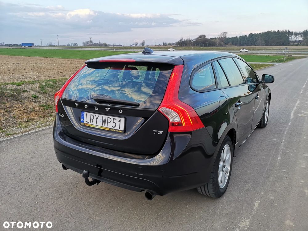Volvo V60 T3 - 4