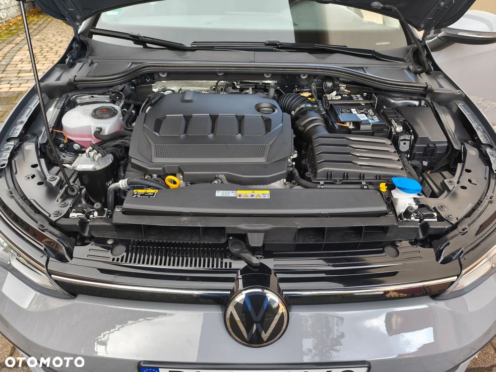 Volkswagen Golf 2.0 TDI SCR IQ.DRIVE - 26