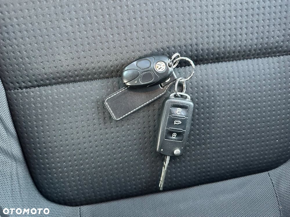 Volkswagen Tiguan - 28