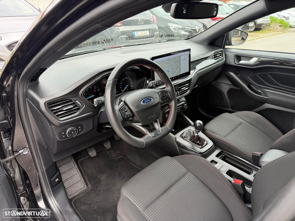 Ford Focus SW 1.0 EcoBoost MHEV ST-Line - 9