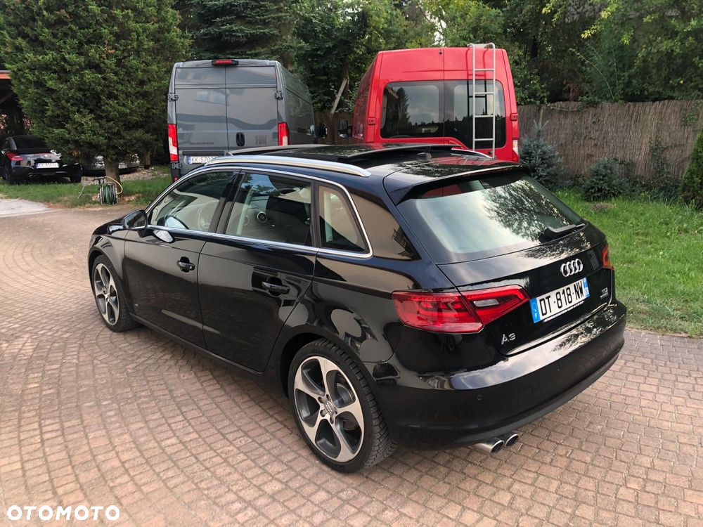 Audi A3 Sportback 2.0 TDI (clean diesel) quattro S tronic Ambiente - 4