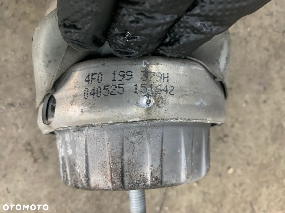 poduszka silnika lewa prawa 4F0199379BL 4F0199382BN 4F0199379H 4F0199382H A6 C6 2.7 3.0 TDI - 5
