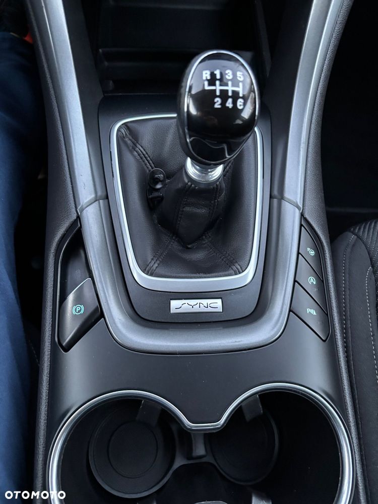 Ford Mondeo 2.0 TDCi STart-Stopp Titanium - 12