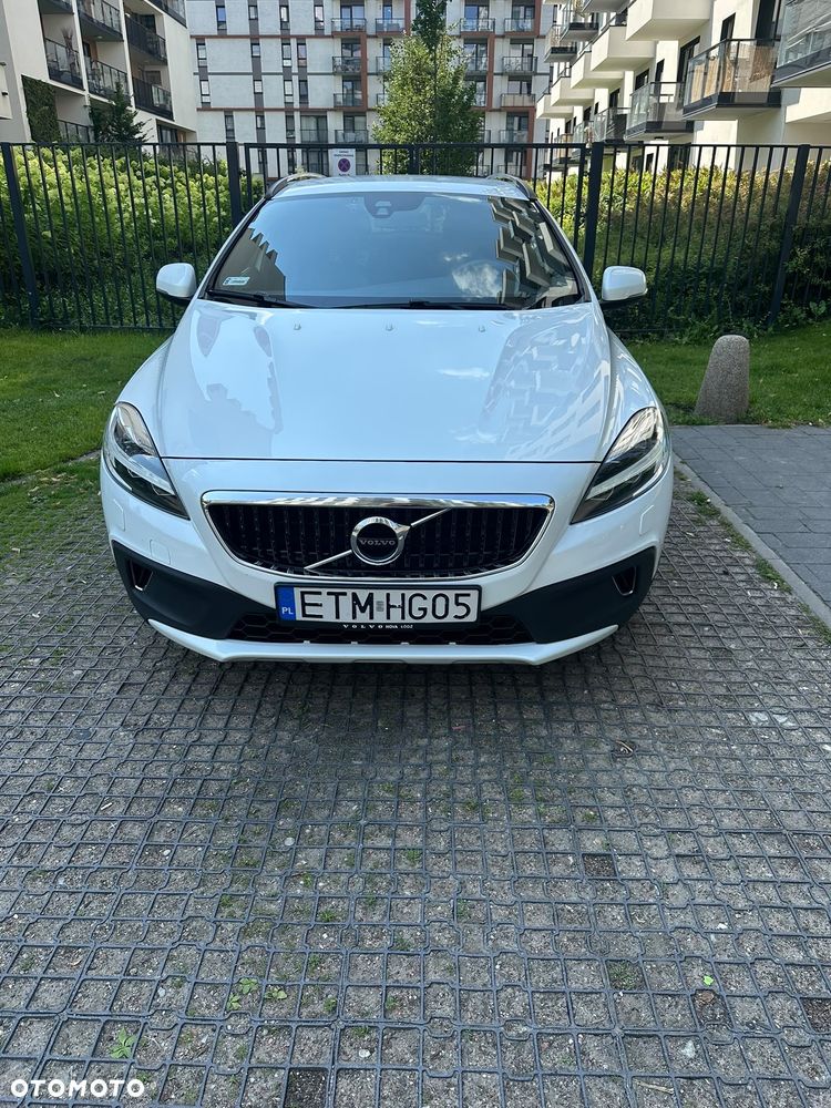 Volvo V40 Cross Country T3 Drive-E Ocean Race - 2