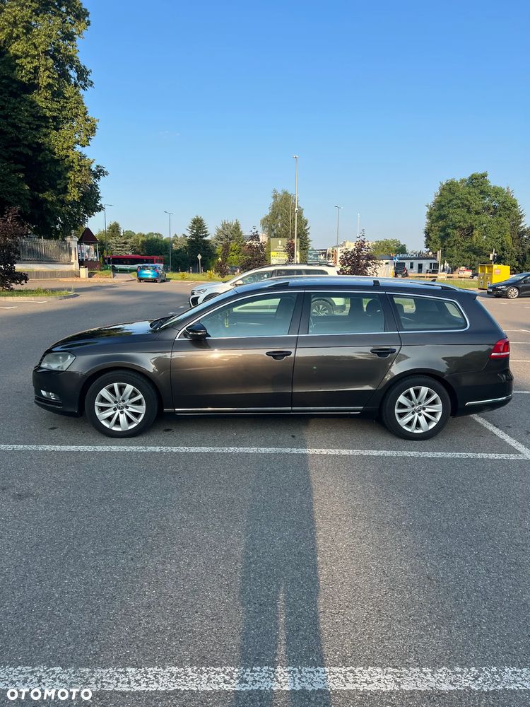 Volkswagen Passat 1.6 TDI Comfortline - 1