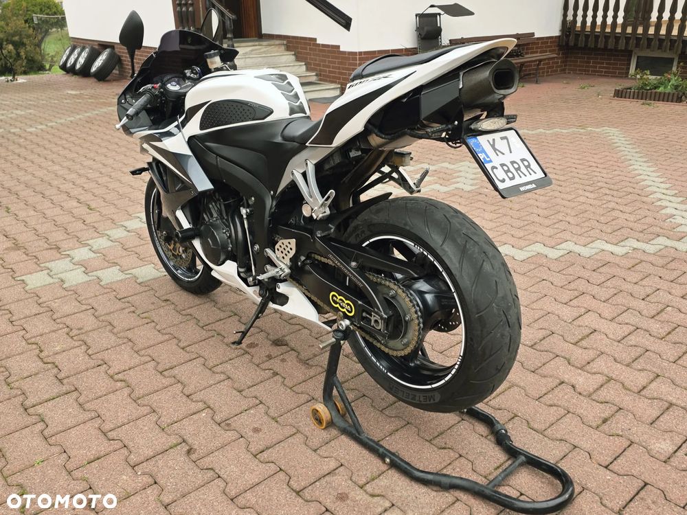 Honda CBR - 8