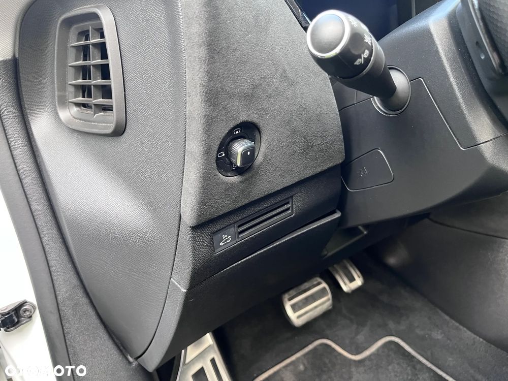 DS Automobiles DS 4 1.5 BlueHDi Performance Line + - 12