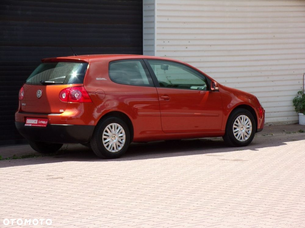 Volkswagen Golf - 5