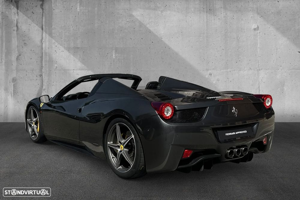 Ferrari 458 Italia Spider - 4