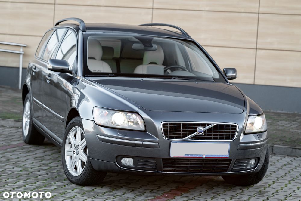 Volvo V50 T5 AWD Summum - 1