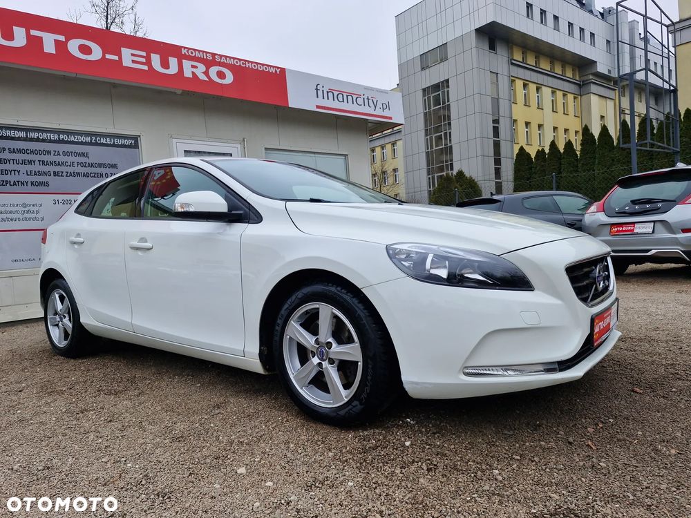 Volvo V40 T2 - 7
