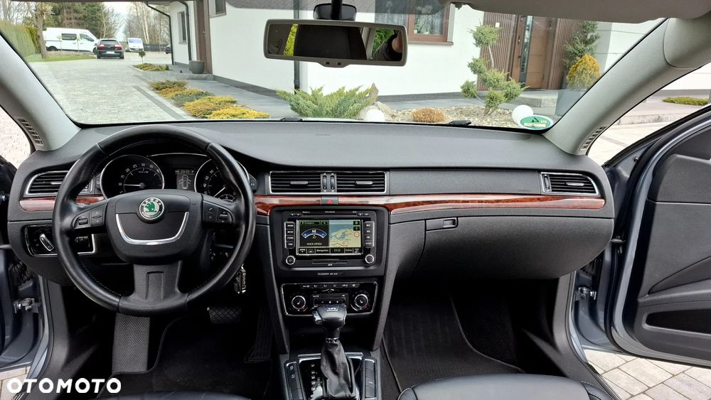 Skoda Superb 2.0 TDI Green tec DSG L&K - 26