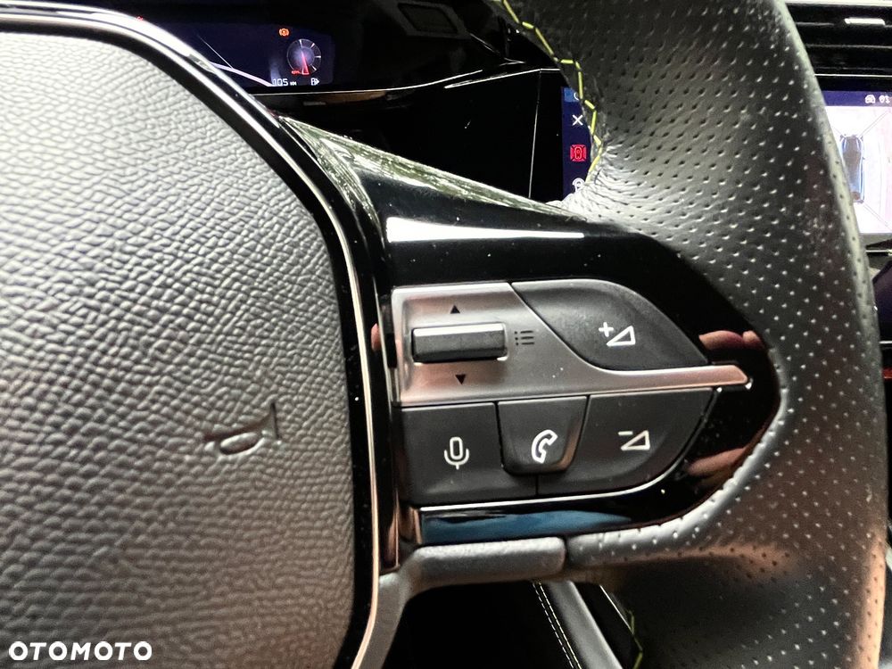 Peugeot 408 PureTech 130 EAT8 GT - 32