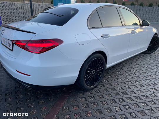 Mercedes-Benz Klasa C 180 9G-TRONIC - 13