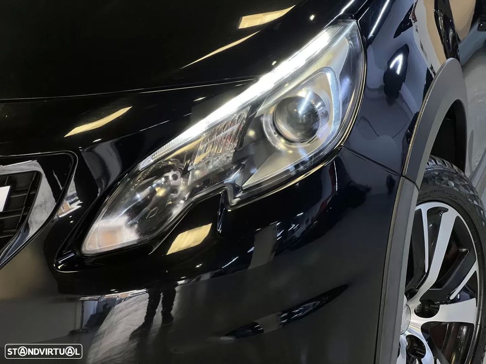 Peugeot 2008 1.2 PureTech GT - 32