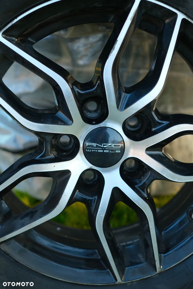 Dacia Duster 1.6 - 13