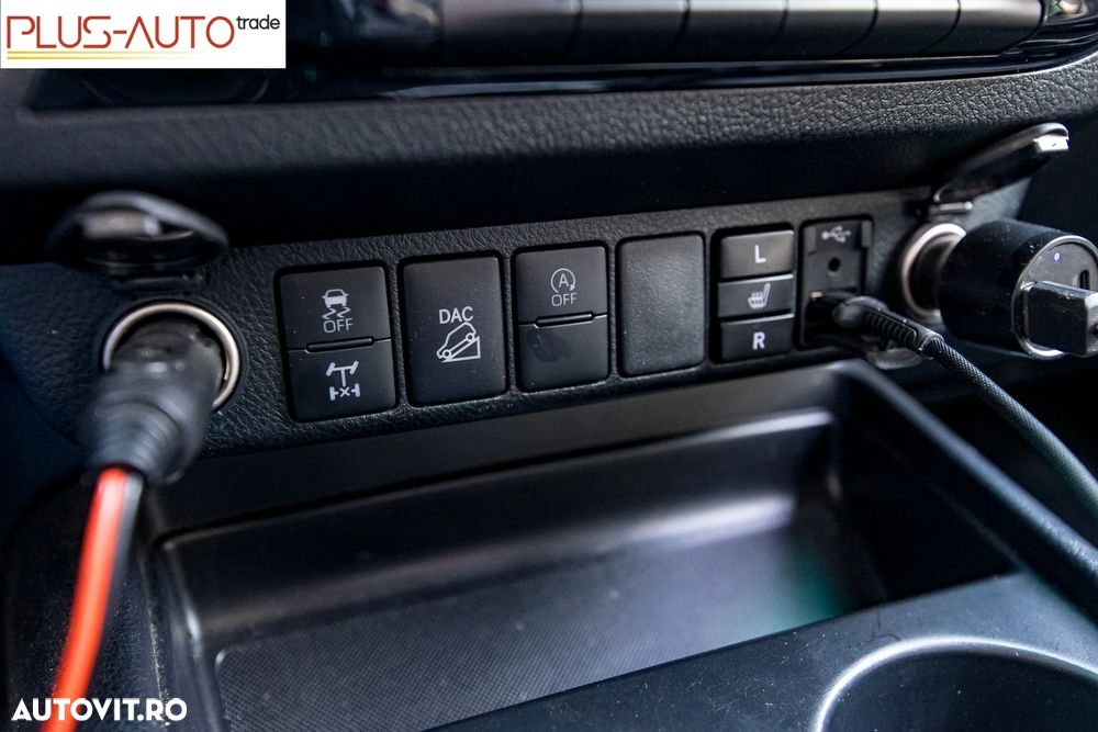 Toyota Hilux 2.8D 204CP 4x4 Double Cab AT Executive - 20