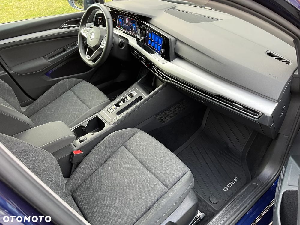 Volkswagen Golf Variant - 10