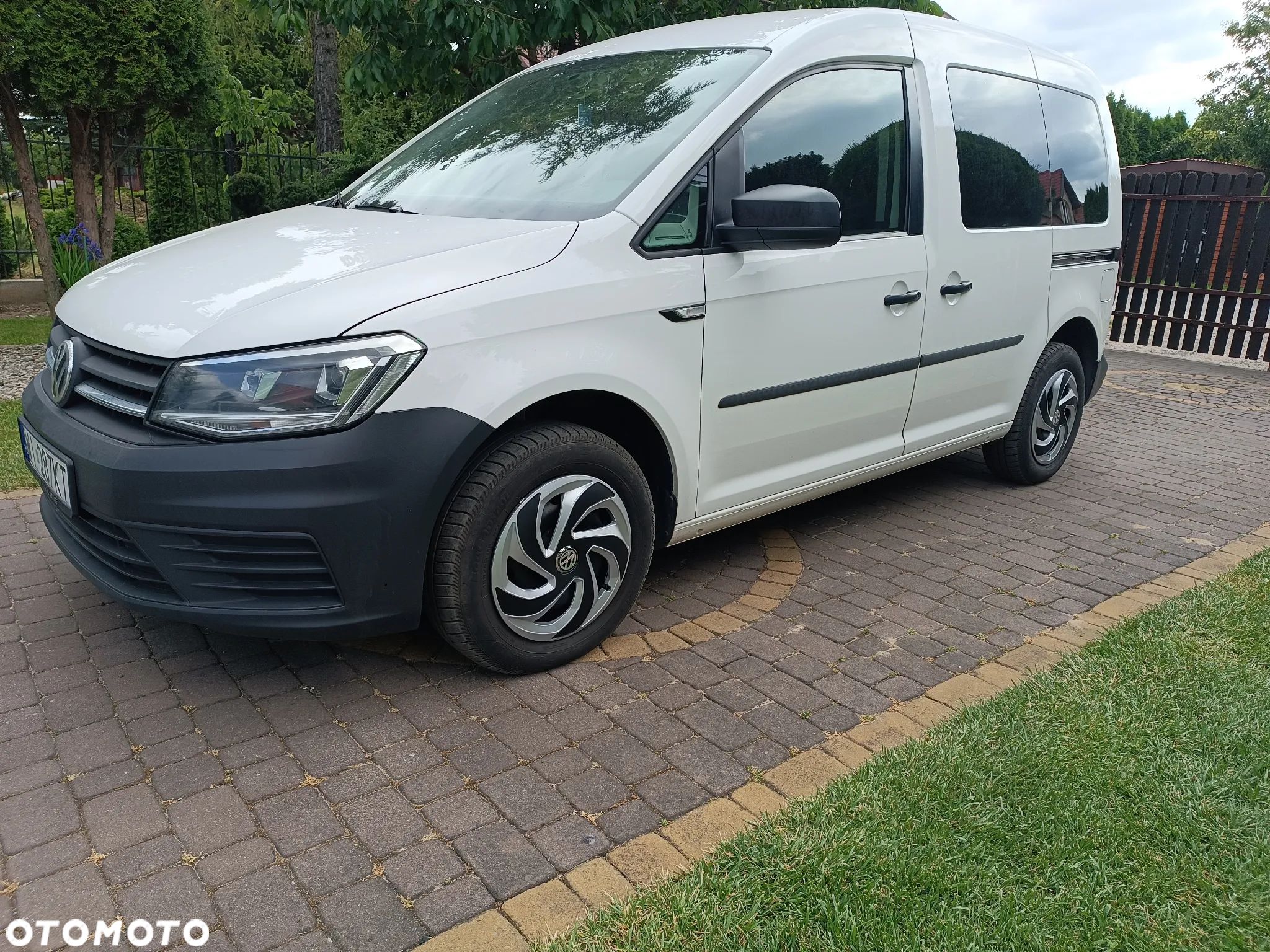 Volkswagen Caddy 2.0 TDI Comfortline - 1