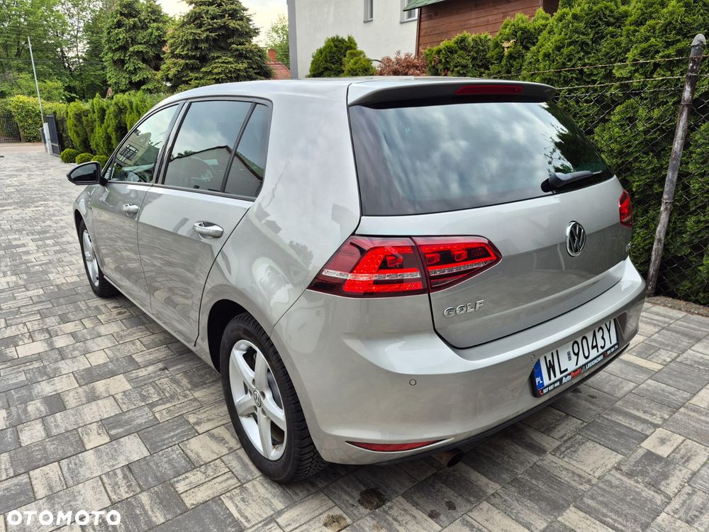 Volkswagen Golf 1.2 TSI BMT Comfortline - 3