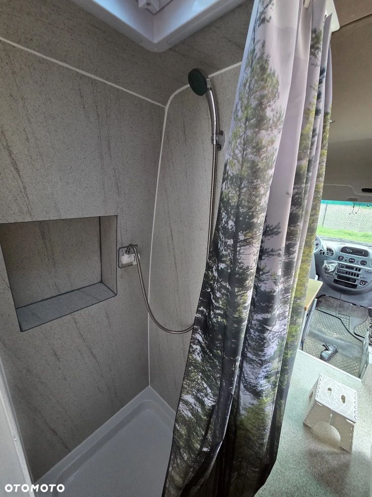Mercedes-Benz Sprinter - 13