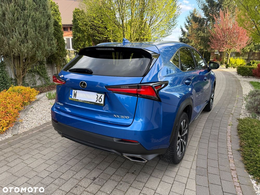 Lexus NX 300 F Impression AWD - 6
