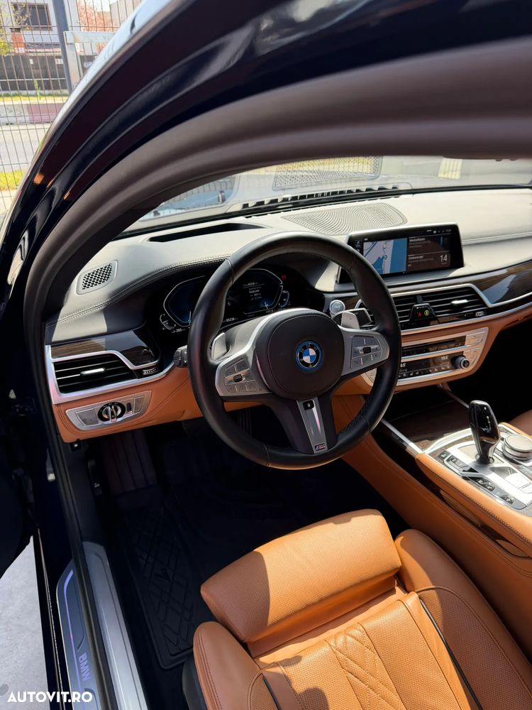 BMW Seria 7 745Le - 12