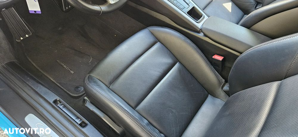 Porsche Cayman - 12