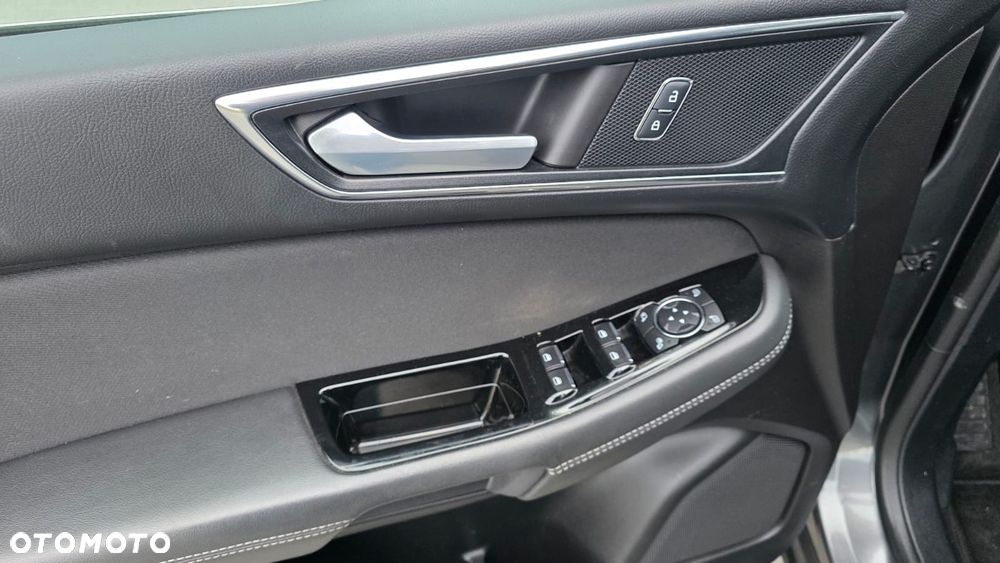 Ford S-Max 2.0 EcoBlue Twin-Turbo Titanium - 12