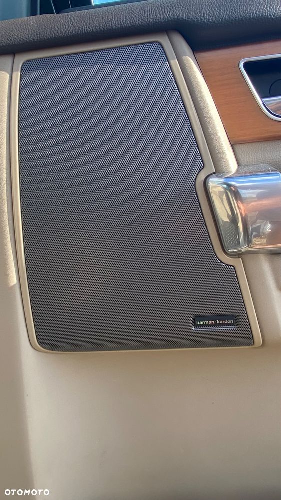 Land Rover Discovery 3.0D V6 HSE - 26