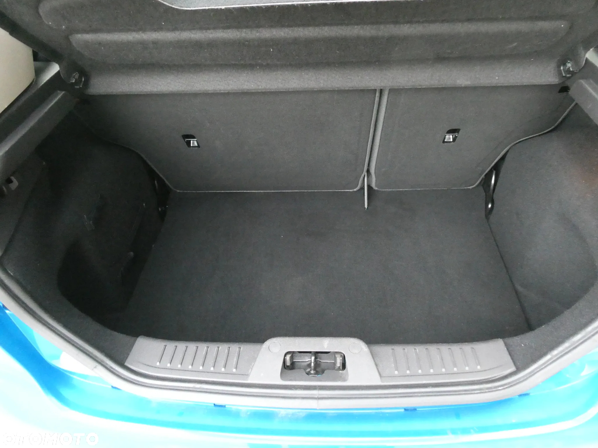 Ford Fiesta 1.0 EcoBoost Start-Stop SYNC Edition - 22