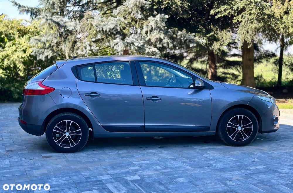Renault Megane 1.6 16V 110 Expression - 9
