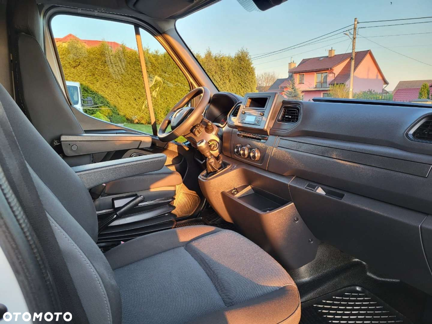 Renault Master 10 europalet Salon Polska - 22